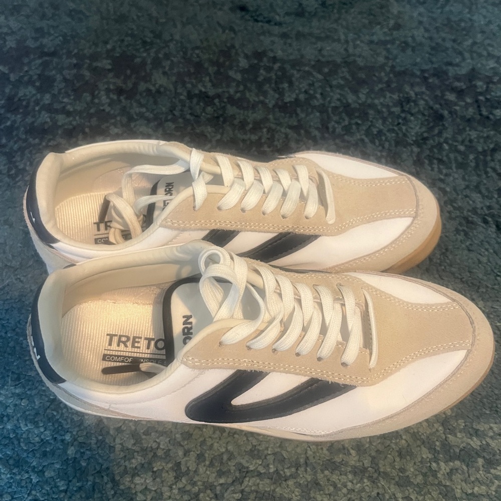Tretorn White and Beige Sneakers